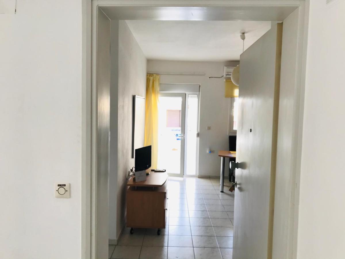 Korona Beach Apartments I Retimno Zewnętrze zdjęcie